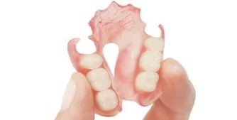 Flexible Denture - Lightweight, thin, and comfortable flexible denture